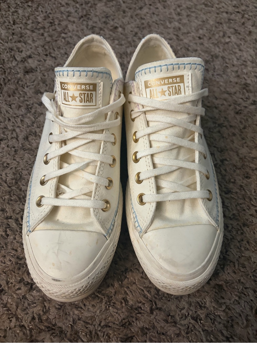 Converse Low Top Sneakers